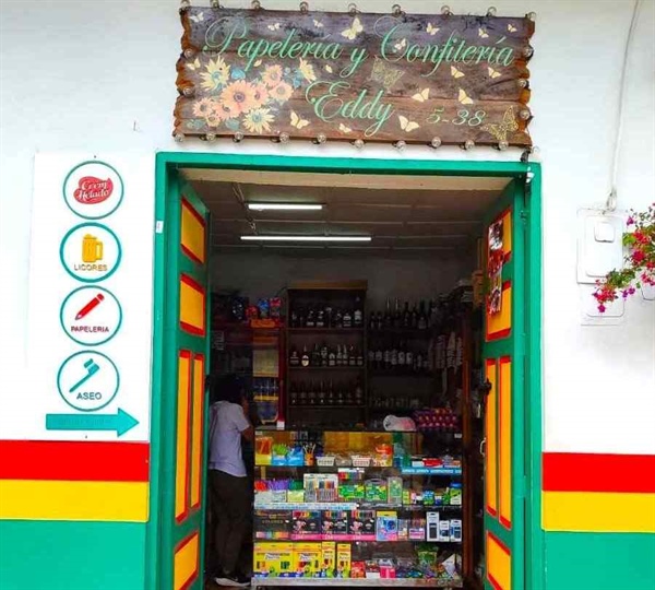 Papelería y confitería Eddy 