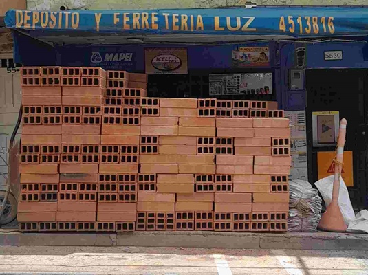 Deposito Y Ferreteria Luz