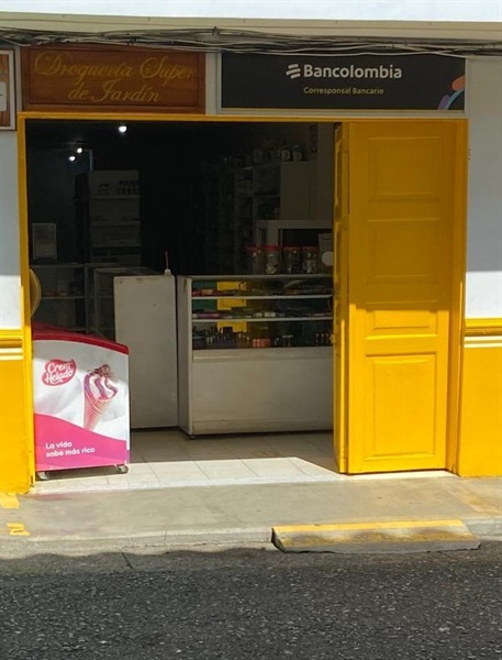 Farmacia Droguería