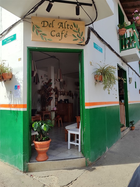 Del alto café
