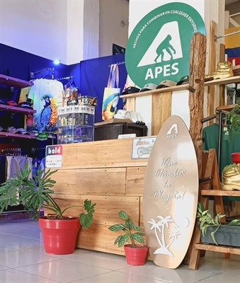 Apes Aventur