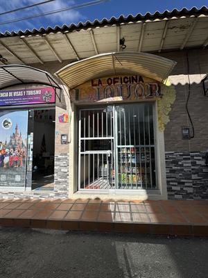 La Oficina Liquor Sro